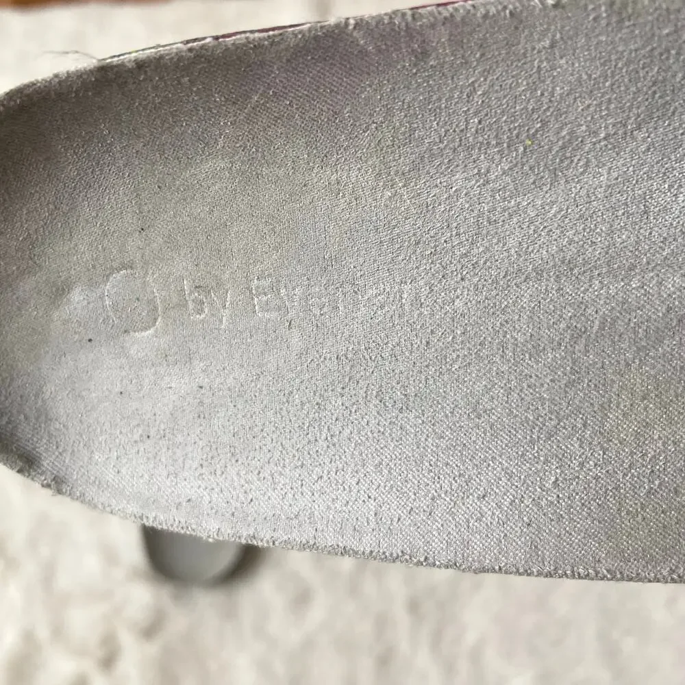 Tread by Everlane Light Grey Leather Trainer Size 8.5